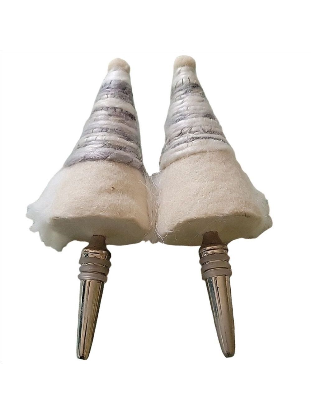 Set of 2 winter santa gnome wine stoppers - Picture 3 of 6